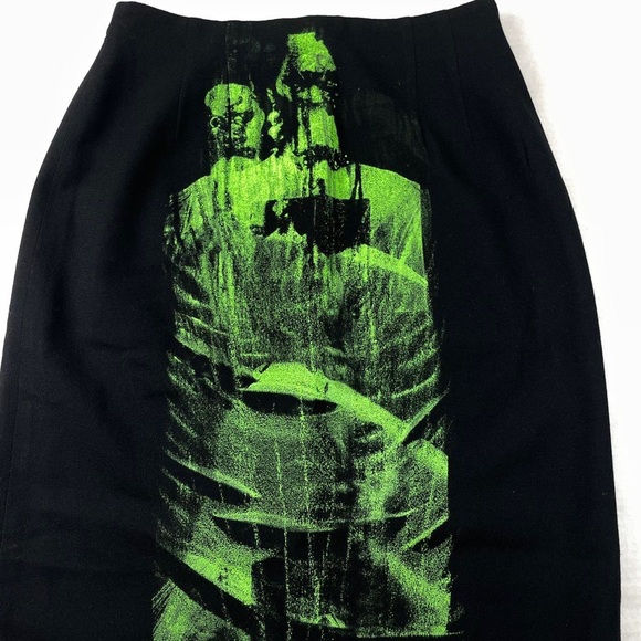"Darkside GR-021"   
Neon Green Smear Print Long Skirt 👁 - Picture 2 of 3